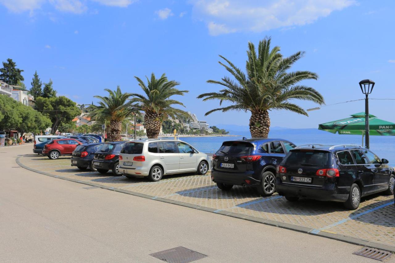 Apartments By The Sea Podgora, Makarska - 18918 المظهر الخارجي الصورة