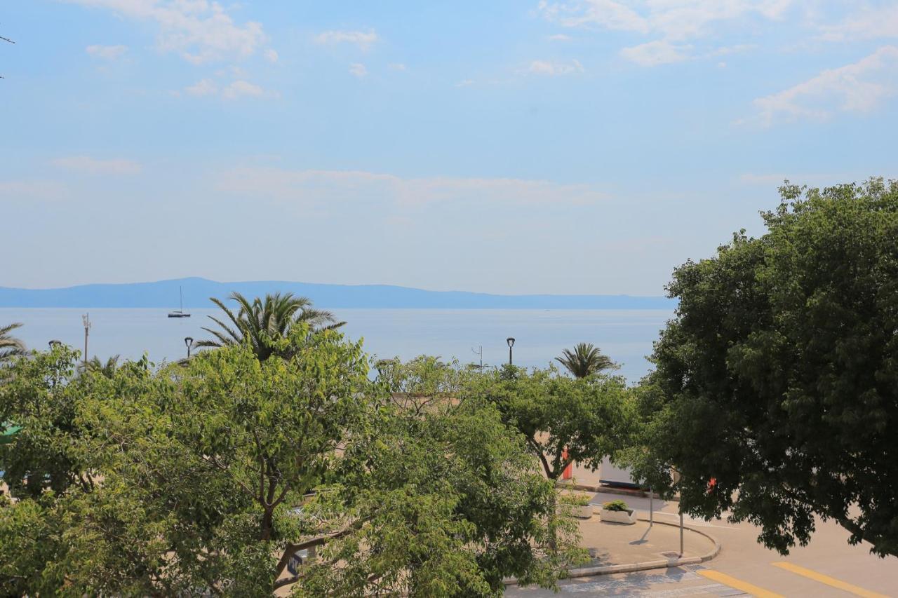 Apartments By The Sea Podgora, Makarska - 18918 المظهر الخارجي الصورة