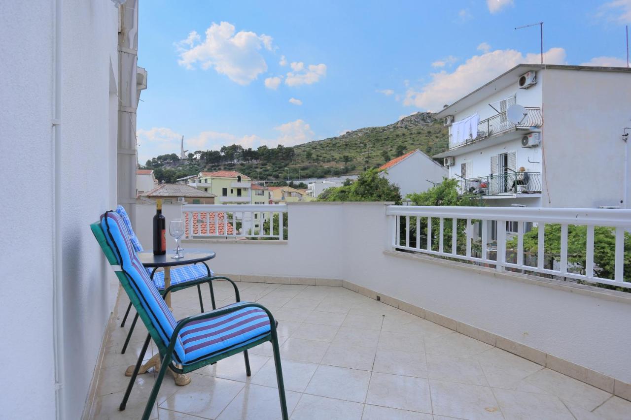 Apartments By The Sea Podgora, Makarska - 18918 المظهر الخارجي الصورة